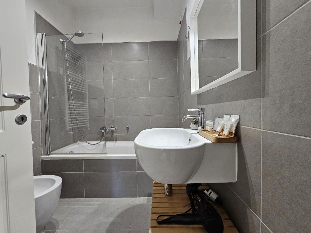 The Twelve - Via Ruggero D'Andreotto Apartment Perugia Esterno foto